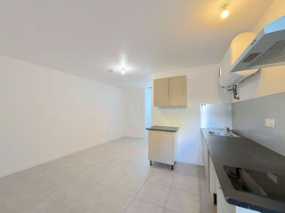  Appartement à louer 1 pièce 23 m²