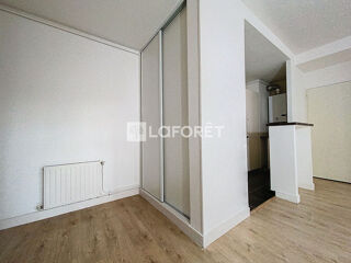  Appartement à louer 2 pièces 50 m²