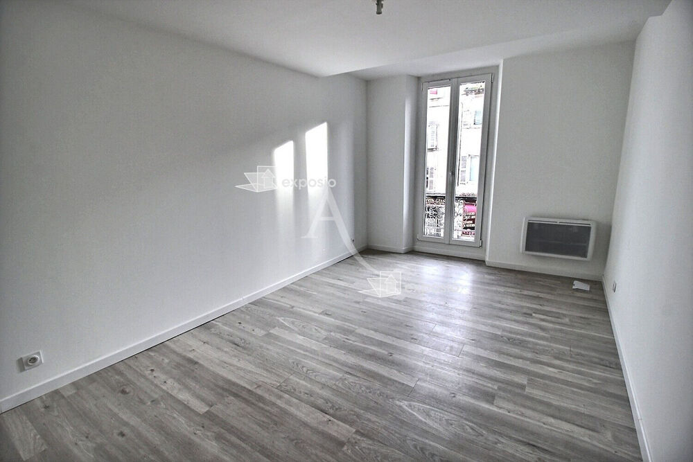 Vente Immeuble IMMEUBLE Toulon 5 appartements + murs commerciaux ! 275m² Toulon