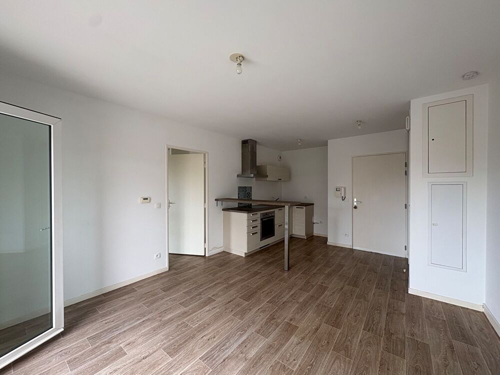 Vente Appartement À VENDRE ? Charmant 2 pièces avec balcon, parking et cave ? Caen secteur Villey-Desmeserets / Boulevard Leroy Caen