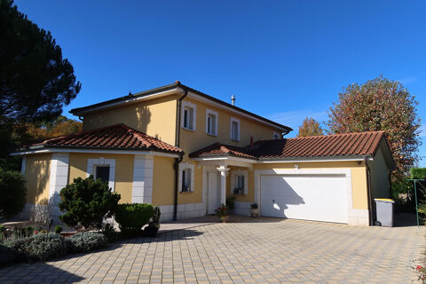  Maison � vendre 6 pi�ces 220 m�