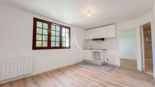  Appartement à louer 2 pièces 27 m²