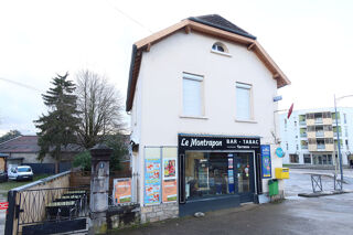  Immeuble à vendre 5 pièces 130 m²