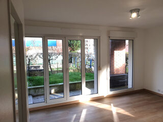  Appartement à louer 1 pièce 37 m²