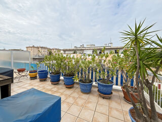 Vente Appartement Dernier étage - Appartement Le Cannet 2 pièces 48 m² Le cannet