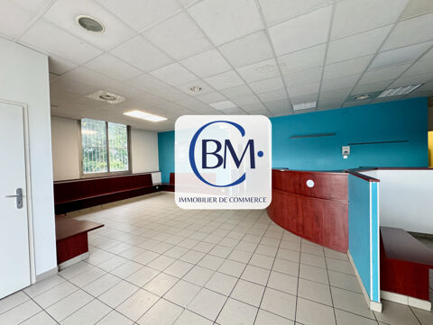   Location professionnelle ou commerciale - Secteur La Glacière - 290 m² 