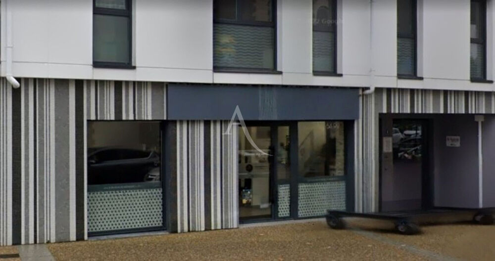   Local commercial Thouare Sur Loire 62 m2 
