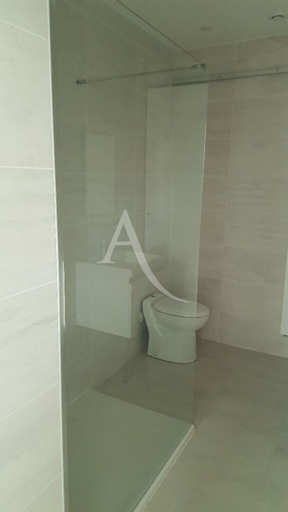 Location Appartement BEDARIEUX - Studio 27.80 m² - LOYER 380  CC Bedarieux