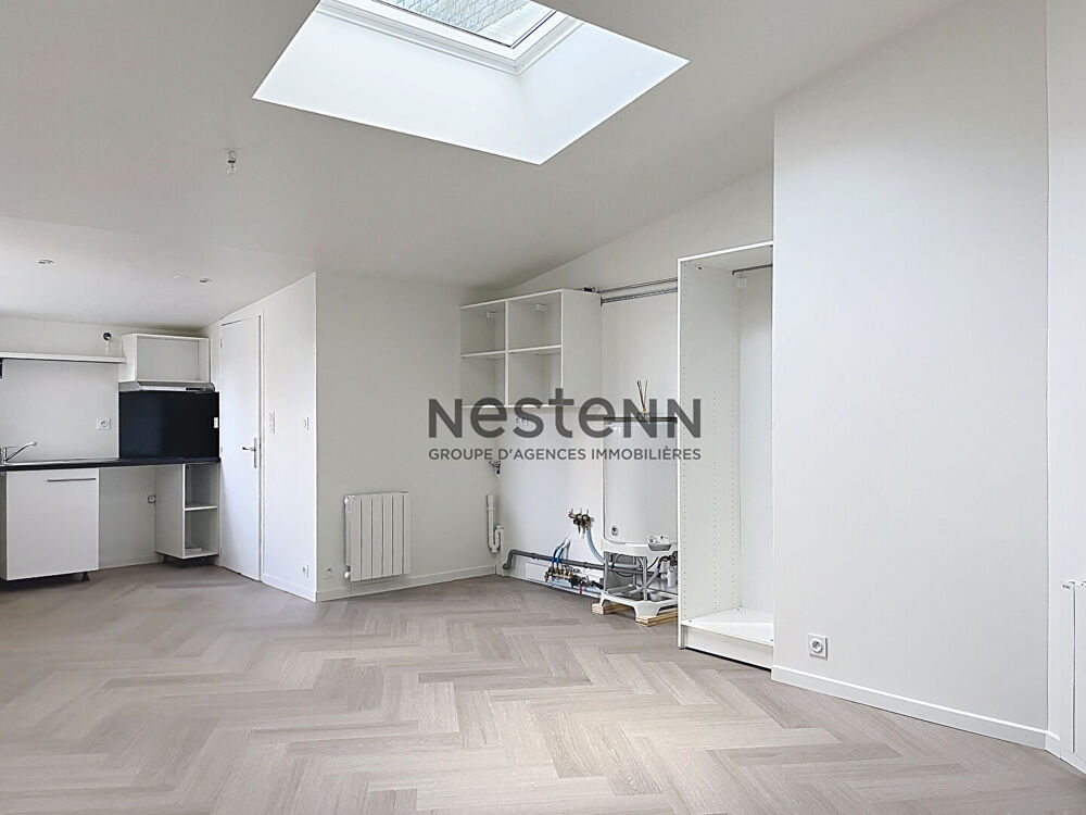 Location Appartement A LOUER - Studio rénové en plein centre de MUZILLAC Muzillac