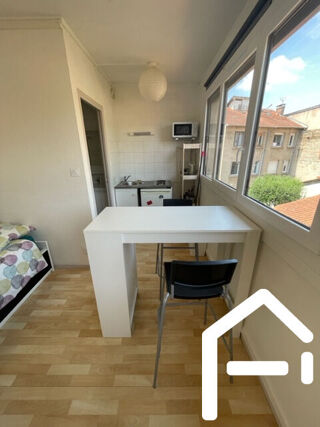  Appartement � louer 1 pi�ce 18 m�