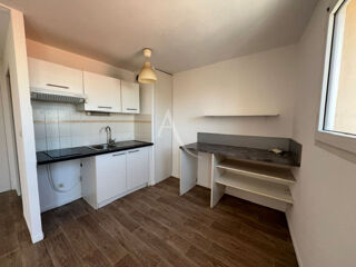  Appartement à louer 1 pièce 33 m²