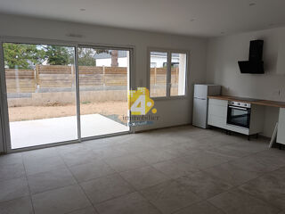  Maison à louer 4 pièces 85 m²