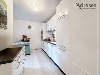  Appartement à louer 3 pièces 81 m²