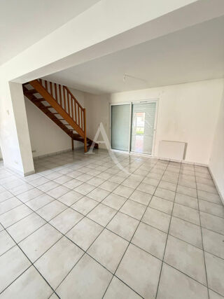  Maison  louer 5 pices 94 m