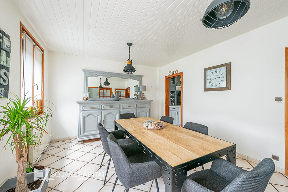 Maison semi-individuelle 3 chambres avec jardin, garage et sous-sol complet