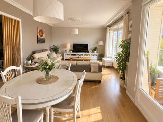 Vente Appartement T5 de 92m² avec cave et parking - Moulin à vent Venissieux