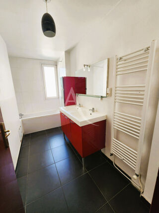  Appartement � vendre 3 pi�ces 69 m�