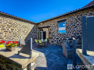  Maison  vendre 6 pices 195 m