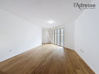  Appartement � louer 4 pi�ces 85 m�