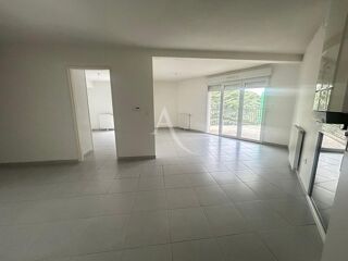  Appartement  louer 4 pices 91 m