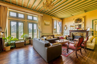  Maison à vendre 10 pièces 240 m²