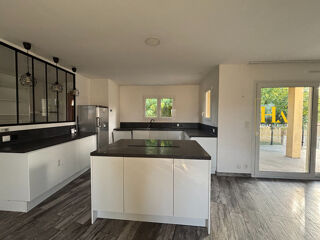  Maison � vendre 8 pi�ces 200 m�