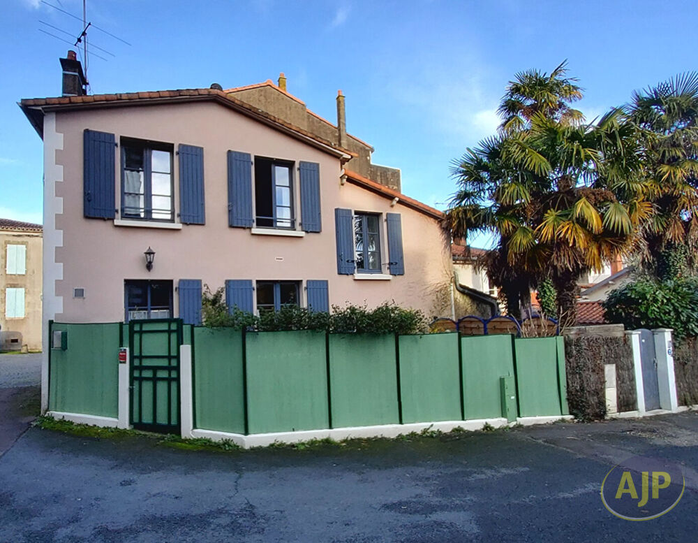 Vente Maison Maison La Roche Sur Yon 5 pièce(s) 110 m2 La roche sur yon