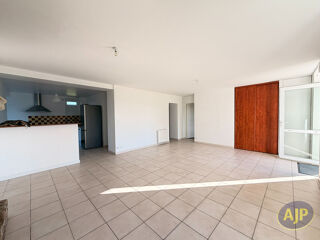  Appartement � louer 3 pi�ces 84 m�