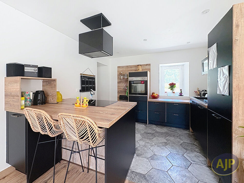 Maison Apremont 152.5 m² habitables sur 6790 m² de terrain