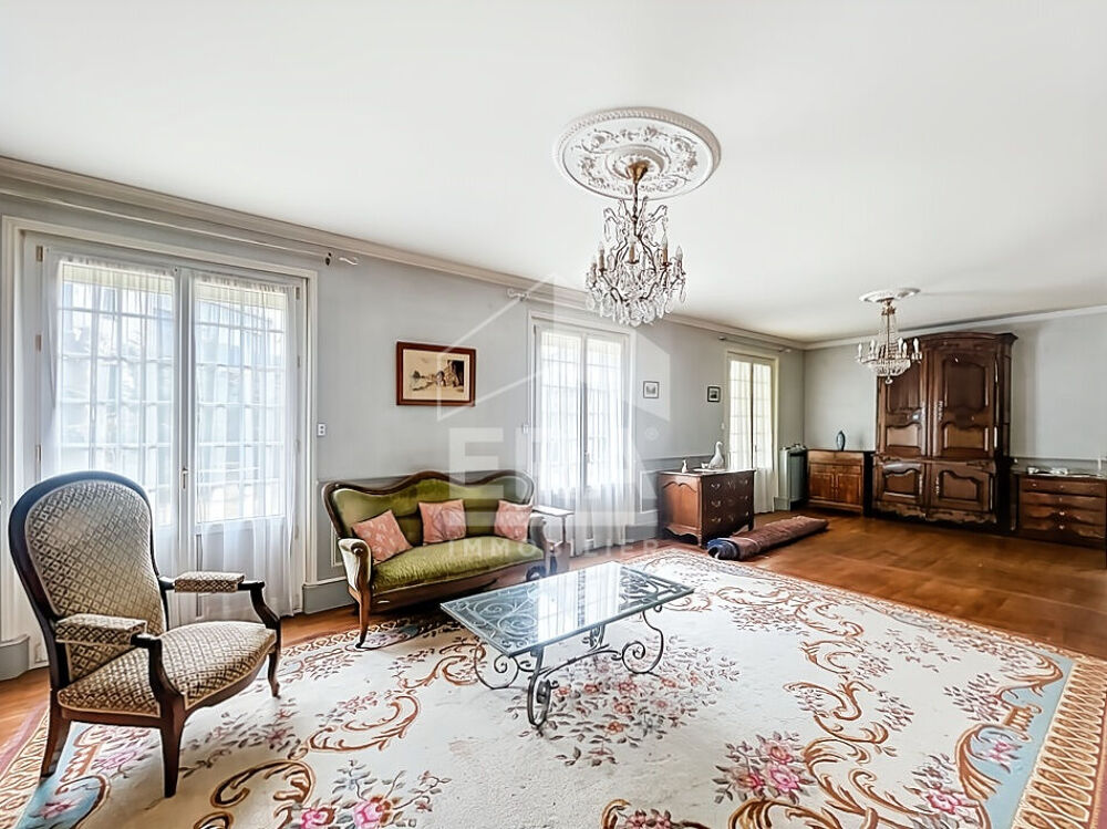 Vente Maison A vendre Maison Arpajon 7 pièces 159 m² Arpajon