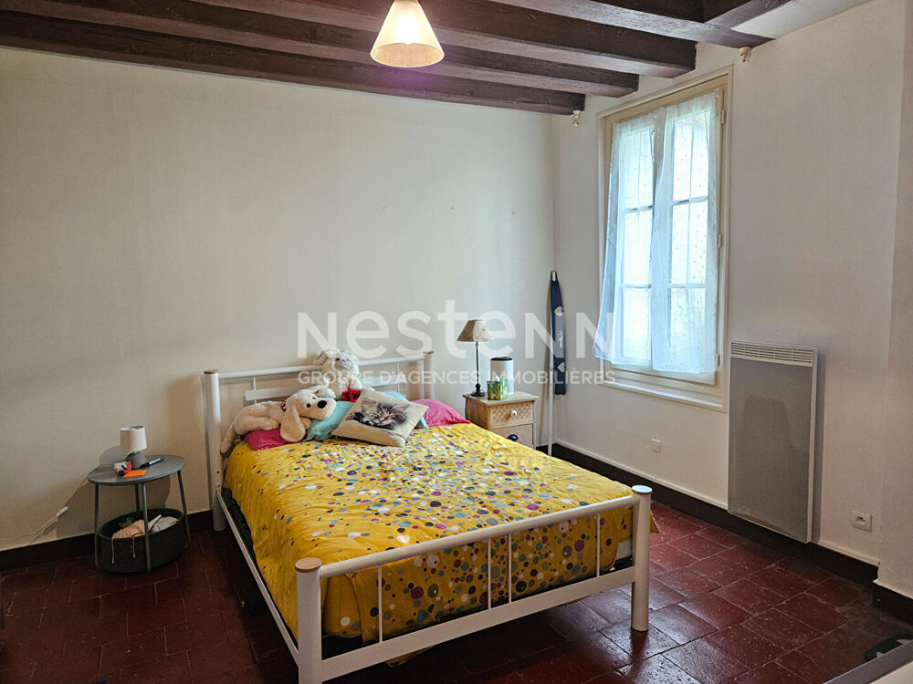 Appartement de type 2 avec terrasse en rez-de-chaussée à louer à Loches