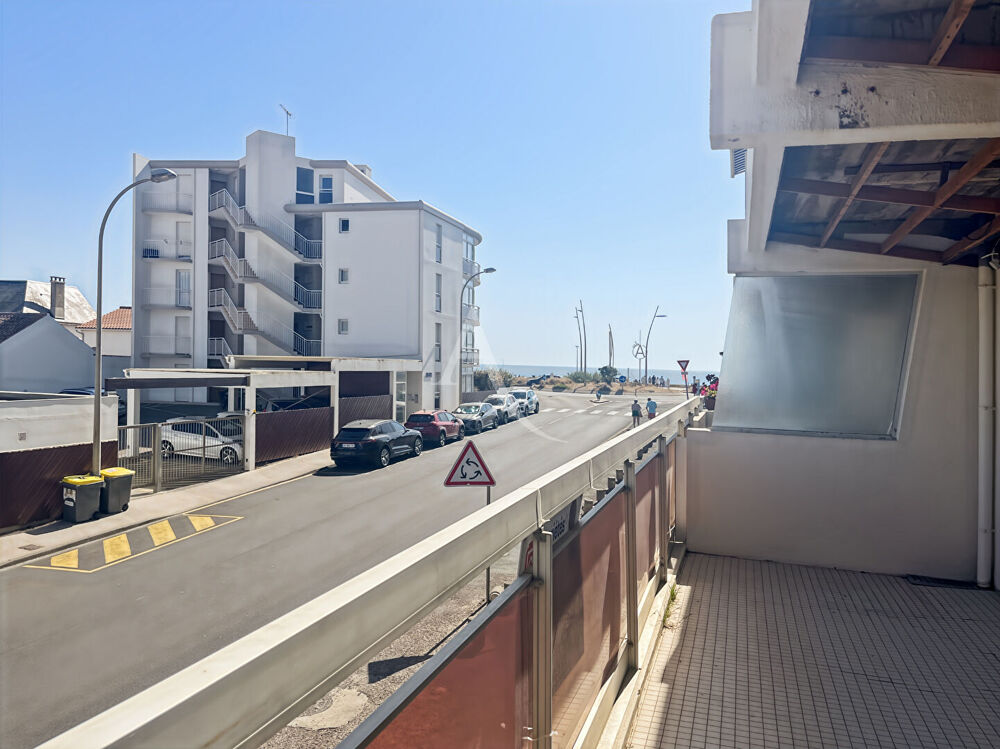 Appartement 3 pièce(s) latéral mer