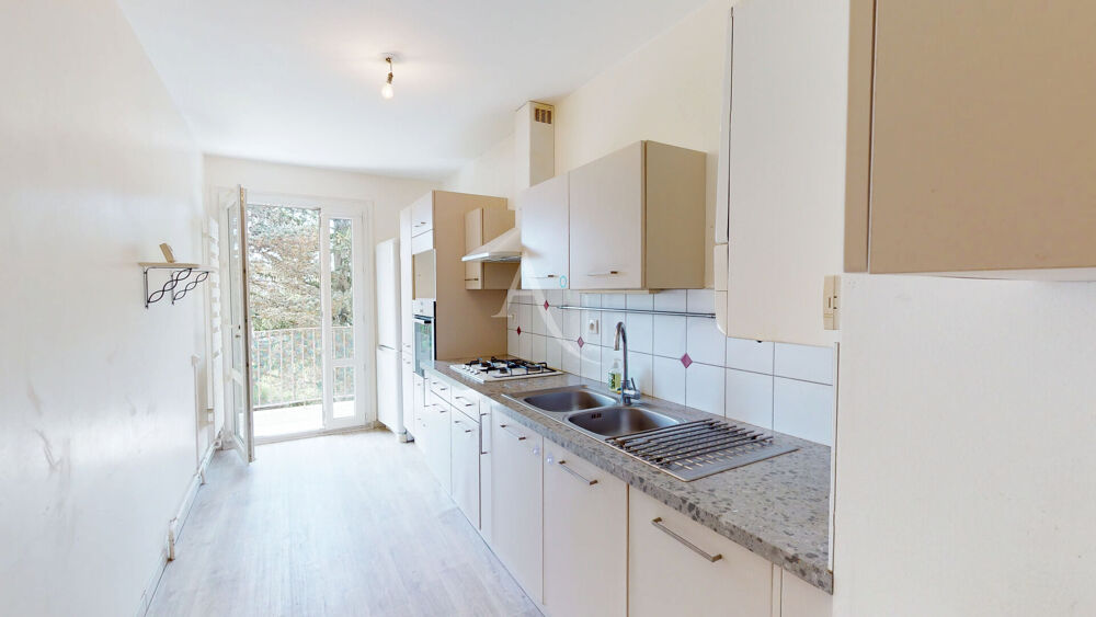 Vente Appartement Appartement 3 pi�ces � vendre � Saint-Jean-de-Braye, Lumineux avec balcon, garage ferm� et cave Saint jean de braye