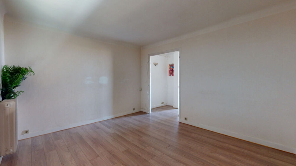 Les Pavillons Sous Bois, au pied du tramway, Appartement 2 pièces 45 m2
