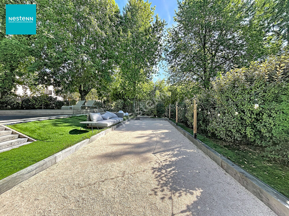 Vente Appartement ANNECY-LE-VIEUX _ Appartement en duplex 8 pièces, de 170 m², avec jardin, piscine et garage à vendre Annecy le vieux