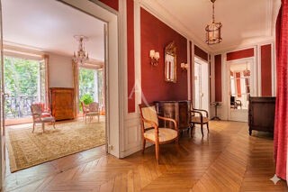  Appartement à vendre 6 pièces 211 m²