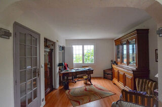  Maison  vendre 8 pices 238 m