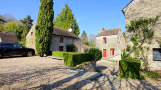  Maison à vendre 14 pièces 319 m²