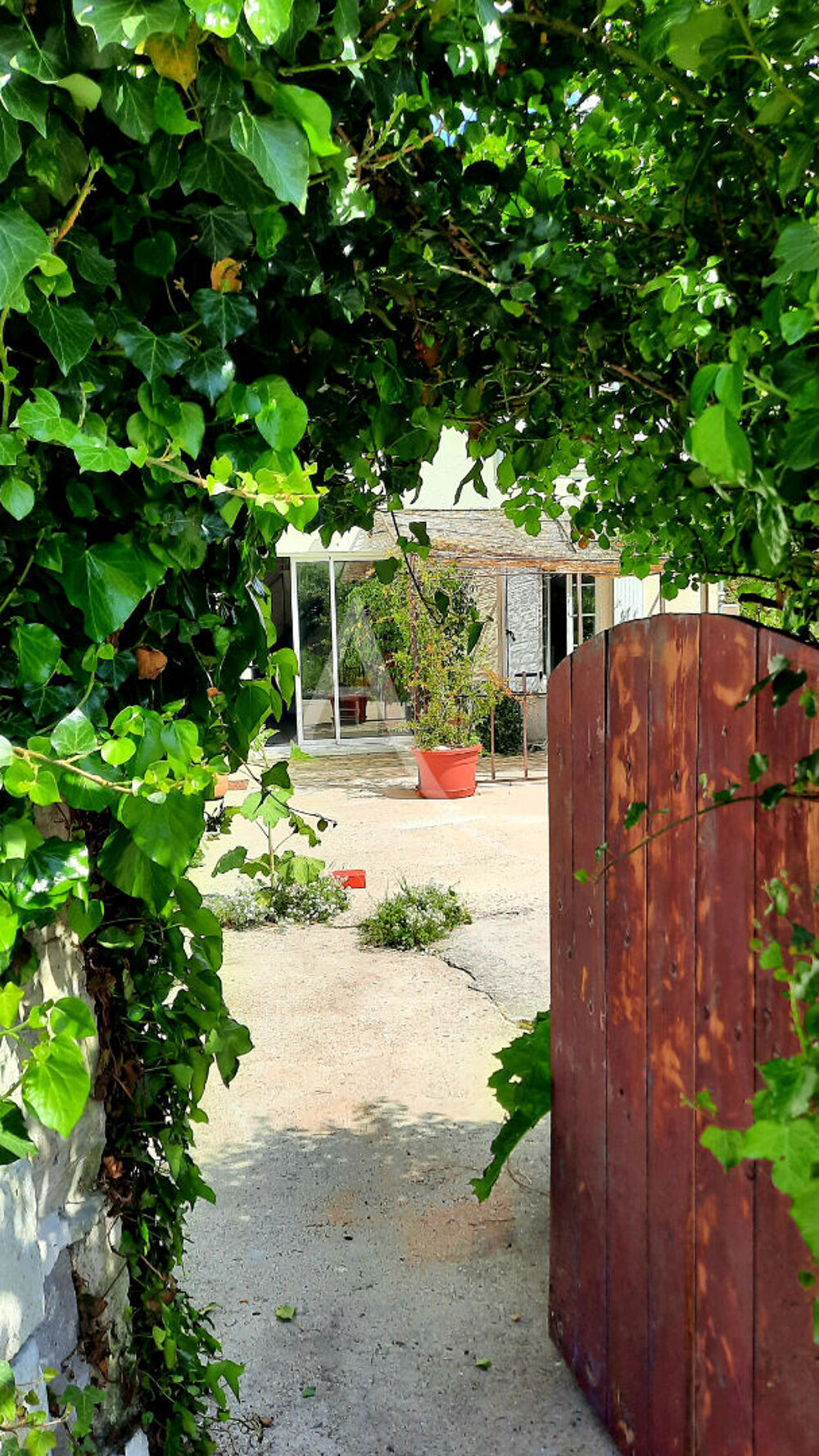 Vente Maison Maison Saintes 9 pièce(s) 220.50 m2 Pons