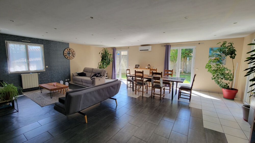 Secteur Morlaàs - Belle maison familiale de 189 m² avec 6 chambres, garage et grand terrain