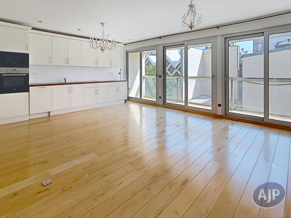 Vente Appartement Appartement Paris 3 pièce(s) 89.1 m2 Paris 7