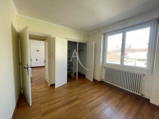  Maison à louer 4 pièces 89 m²