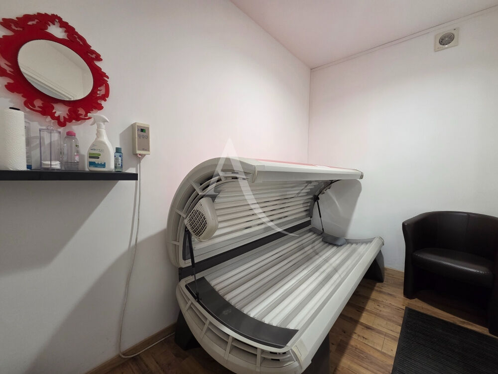   Local commercial + Fond de commerce salon de coiffure Redon