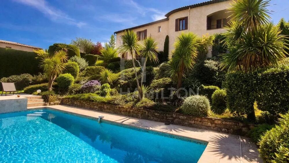 Maison 7 pièces 200 m² · à Le Rouret · 200 m² · 790 000 €
