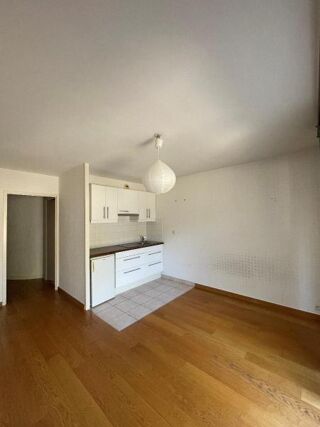  Appartement à louer 1 pièce 26 m²