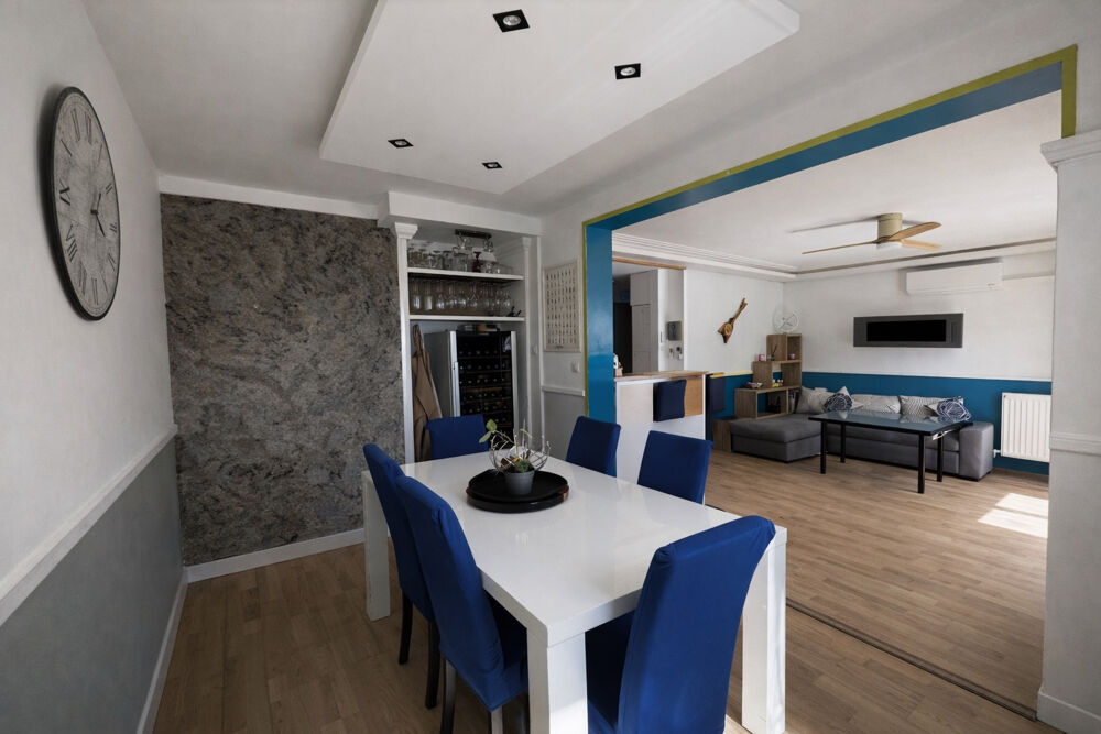 Appartement rénové avec balcon, garage et cave .Proche remparts d'Avignon