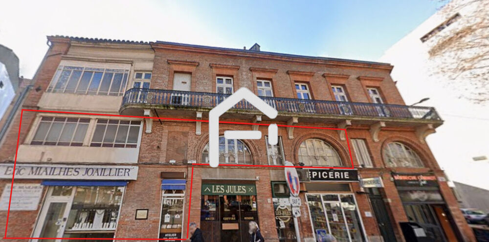   A louer : Local commercial de 70m² en duplex avec vitrine 