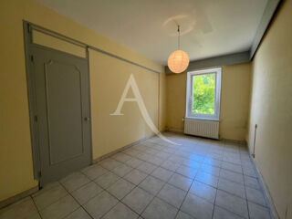  Appartement à louer 3 pièces 65 m²
