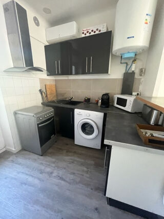  Appartement à louer 1 pièce 28 m²