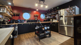  Maison � vendre 5 pi�ces 215 m�